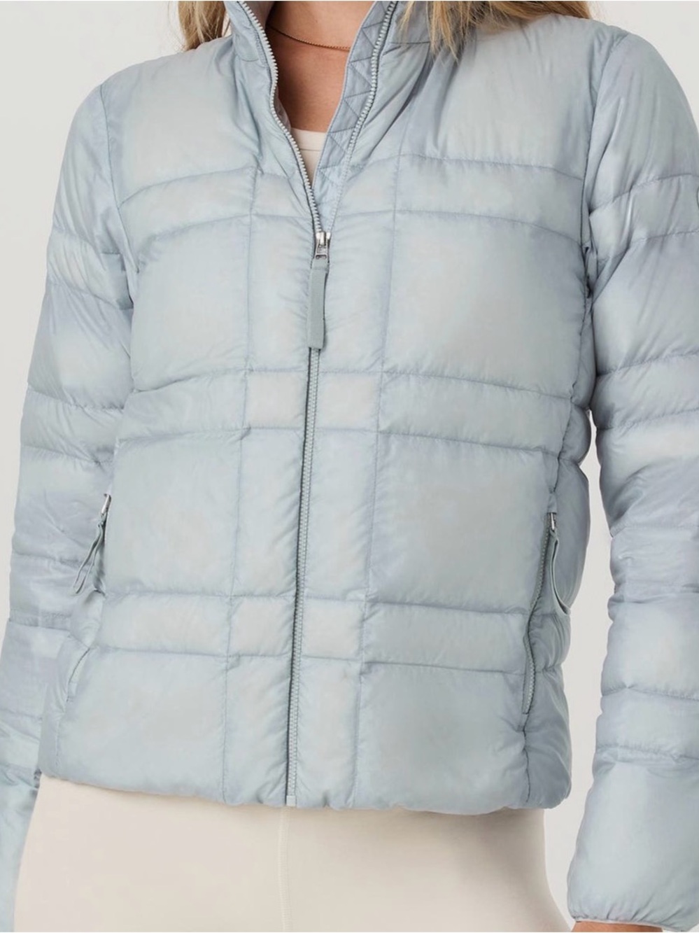 NWT Vuori 650 Fill Power Packable Down Jacket in Blue Haze